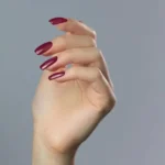 Noble - 18 Carmine Fusion Hema Free Веган гел лак за нокти - Image 2