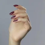Pure Vegan - 32 Mohogany Веган класически лак за нокти - Image 2