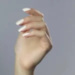 Pure Vegan - 74 Subtle Nude Веган класически лак за нокти - Image 2